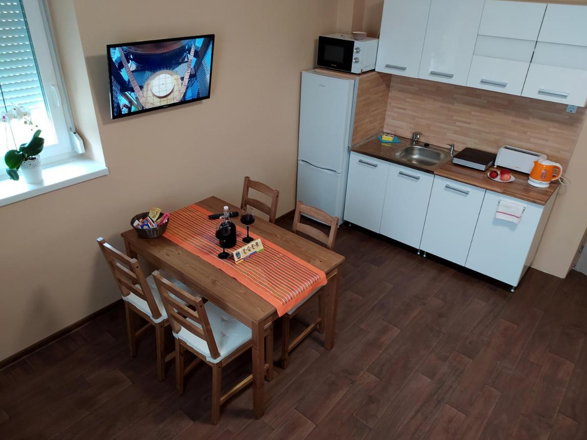 Emmabella Apartmanok Eger Exterior foto